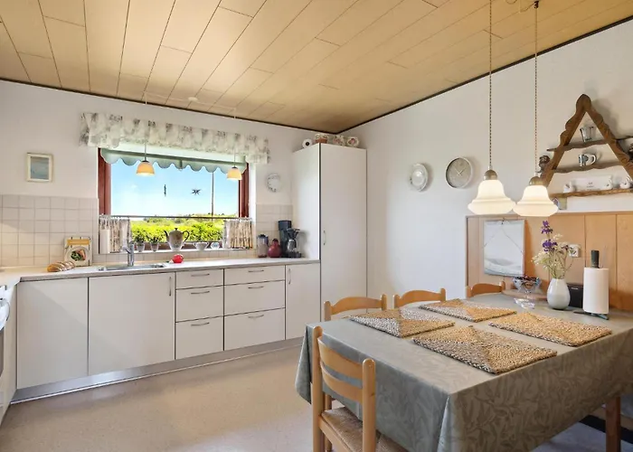 In With Wifi * Bækmarksbro